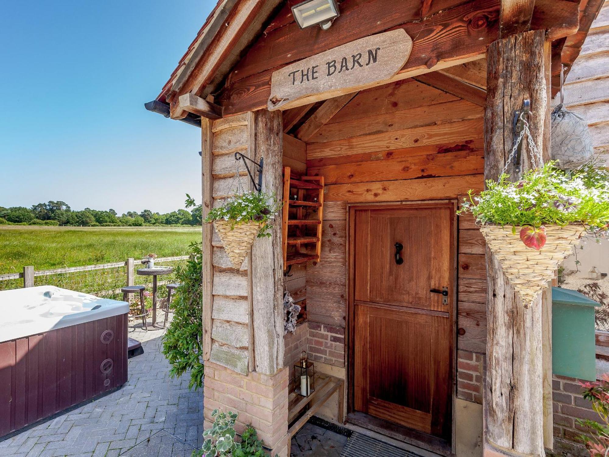 The Barn Villa Coldwaltham Eksteriør bilde